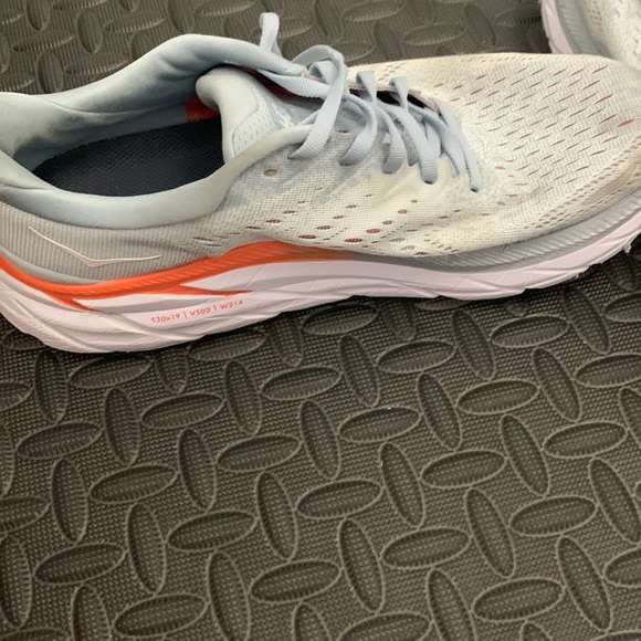 Hoka Clifton 8 Sneakers Woman's Size 9.5 B Running Shoes Trainers Light Blue - Picture 11 of 12